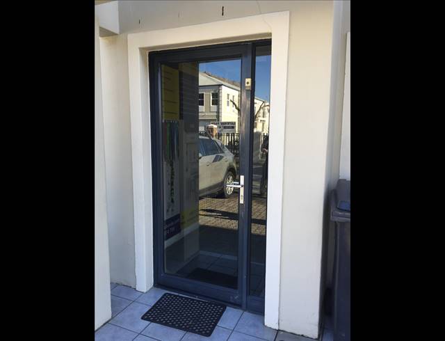 279M² FACTORY RENTED IN WESTLAKE